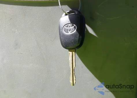 2018 Toyota Rav4 Le из США, поврежденный, VIN JTMZFREV2JJ204289